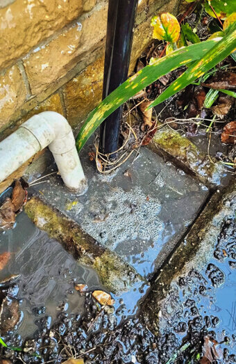 https://blockeddrainsclaremont.com.au/uploads/2025/07/hero-blocked-sewers-51219.jpg